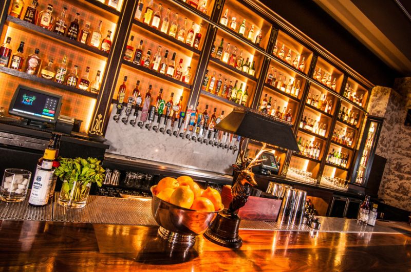 whiskey bar photo