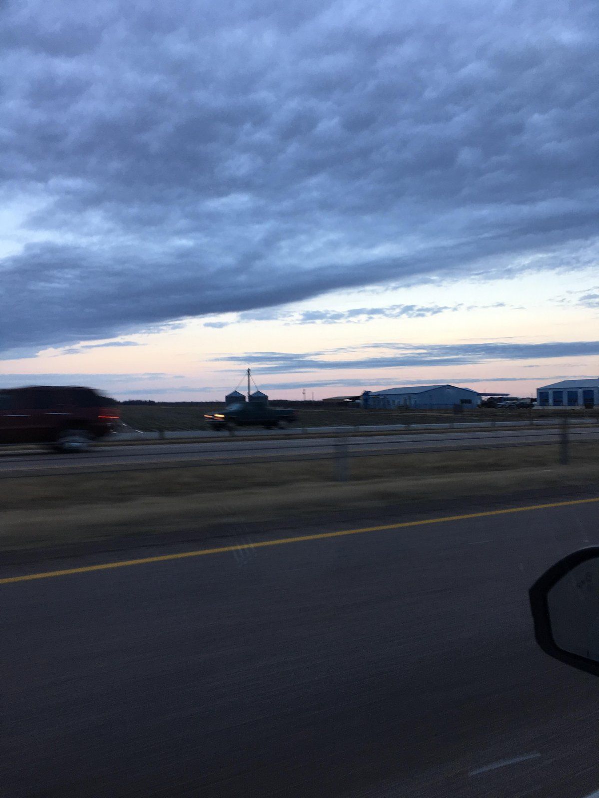 road-trip-toward-sunset