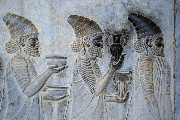 Persians-and-wine-culture   