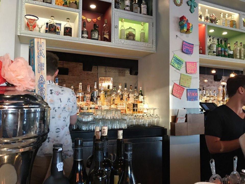 6_Dos_Urban_Cantina_Tequila_Bar_Chicago