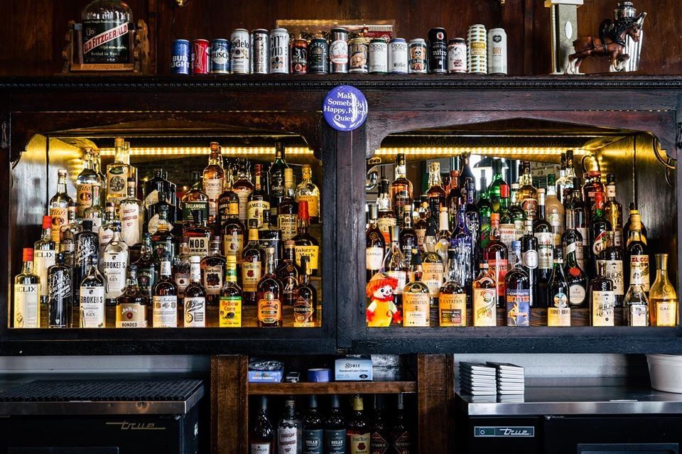 2_Planter’s_House_Whiskey_Bar_Missouri