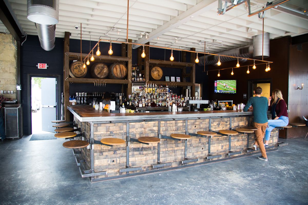 Best Bars in Houston and Eight Row Flint