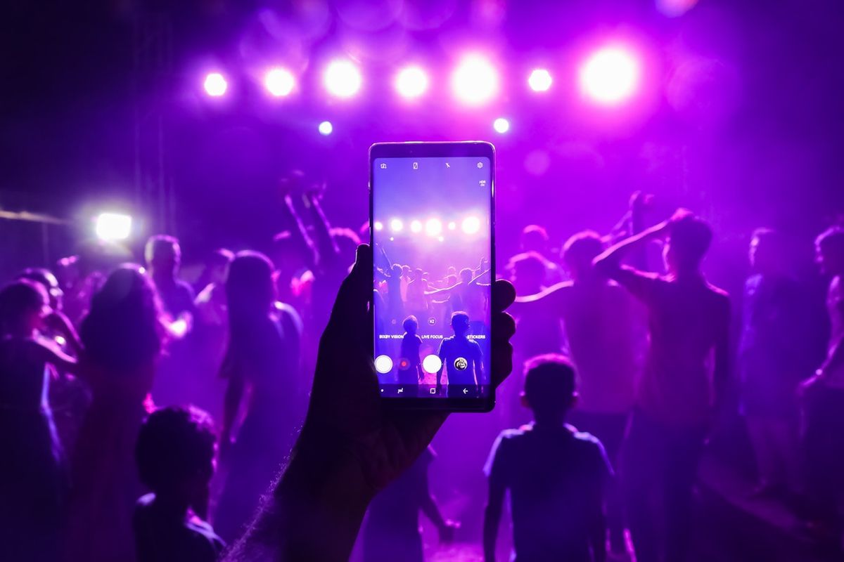 get the Party Vibe Going