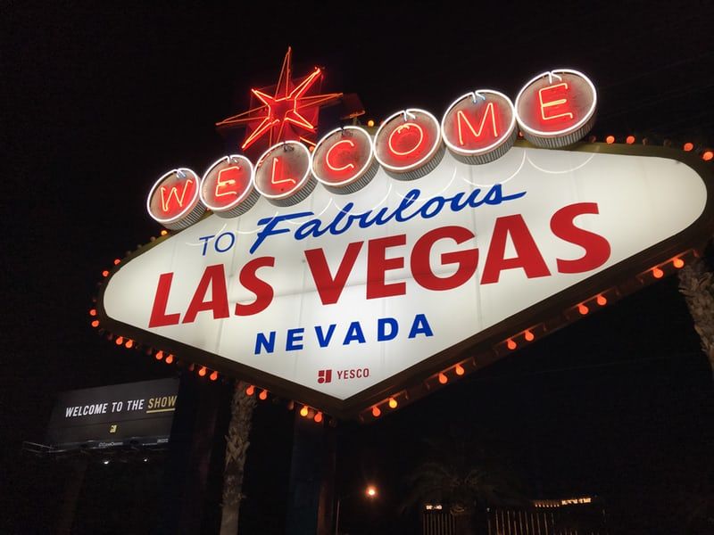 10_Las_Vegas_Strip_Fireworks_New_Year’s_Eve