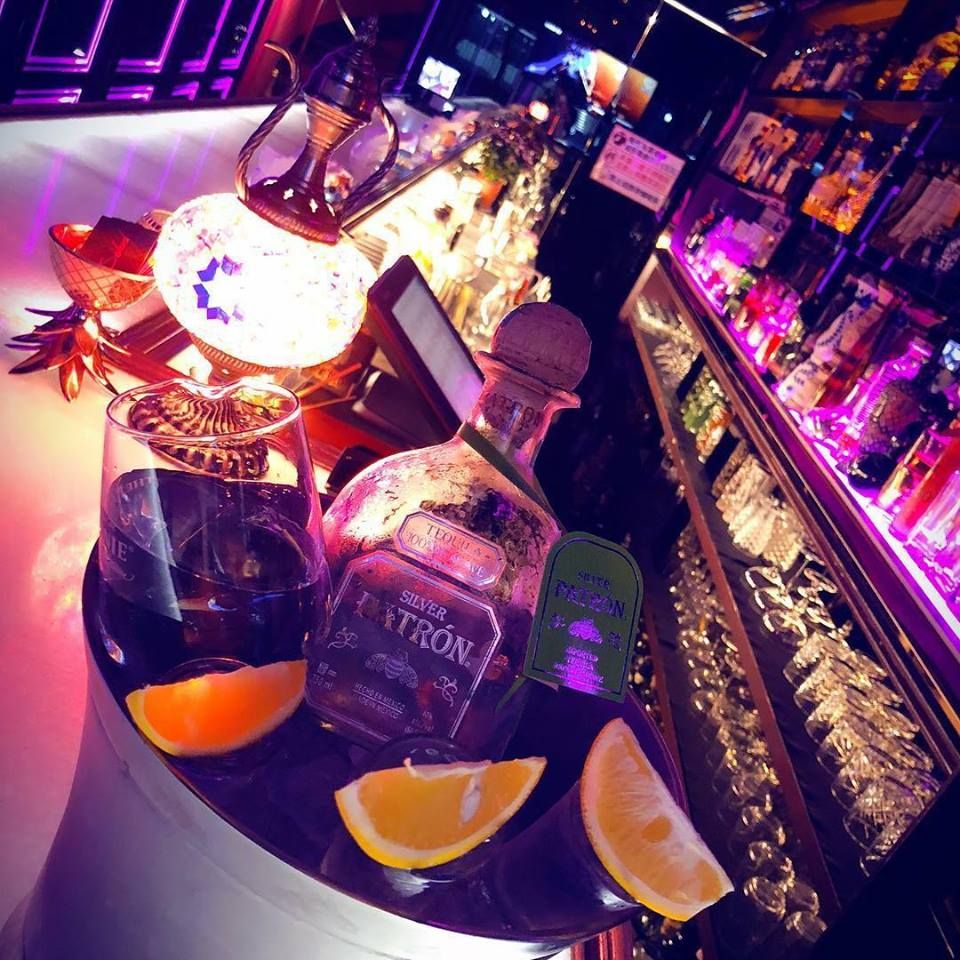 top-tequila-destinations-salud-bar
